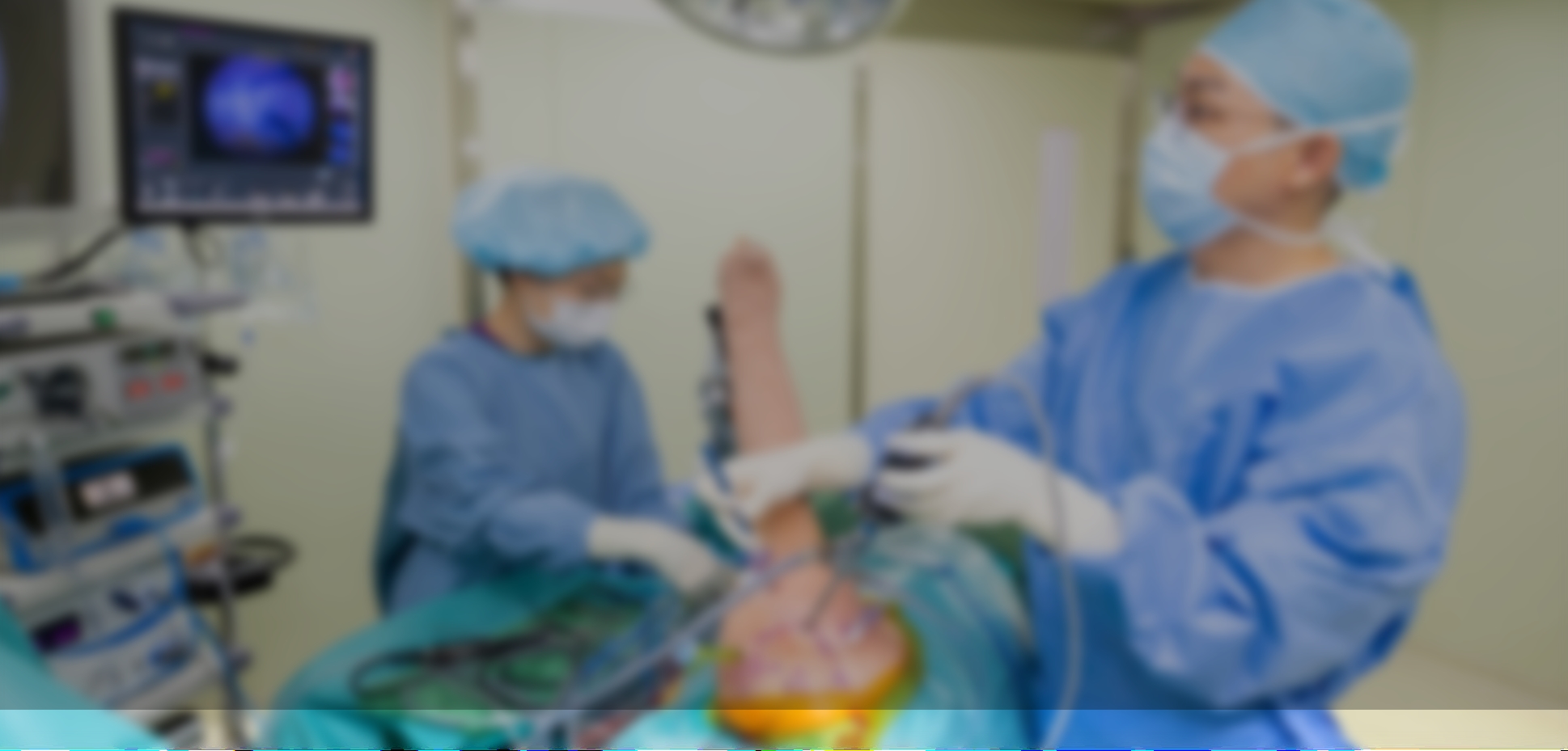 관절경 관절막이완술 및 변연절제술